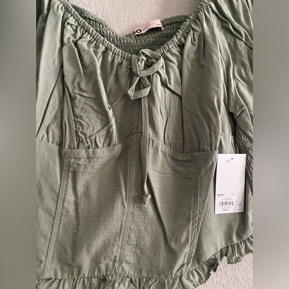 SO Junior’s Green Cropped Tie Front Puff Sleeve Blouse Top Shirred Back XL - Picture 4 of 7